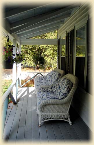 front porch of Arbor House with comfortable seating